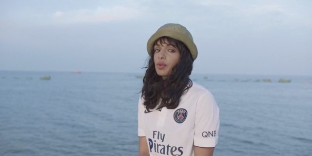 M.I.A détourne le maillot du PSG