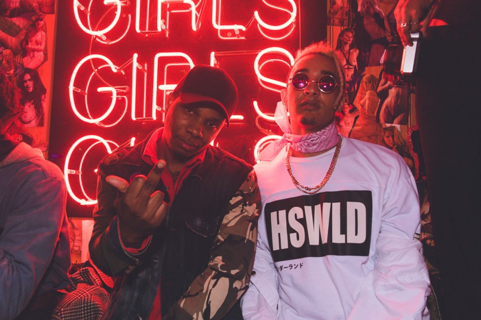 - Meet me at Google Play x Milk Studio - PHOTOGRAPHER : Mike Greene